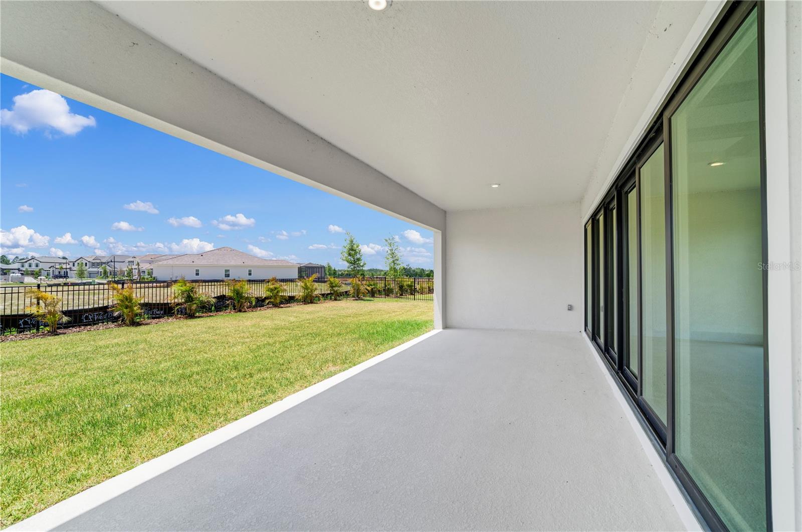 TWO RIVERS - Residential
