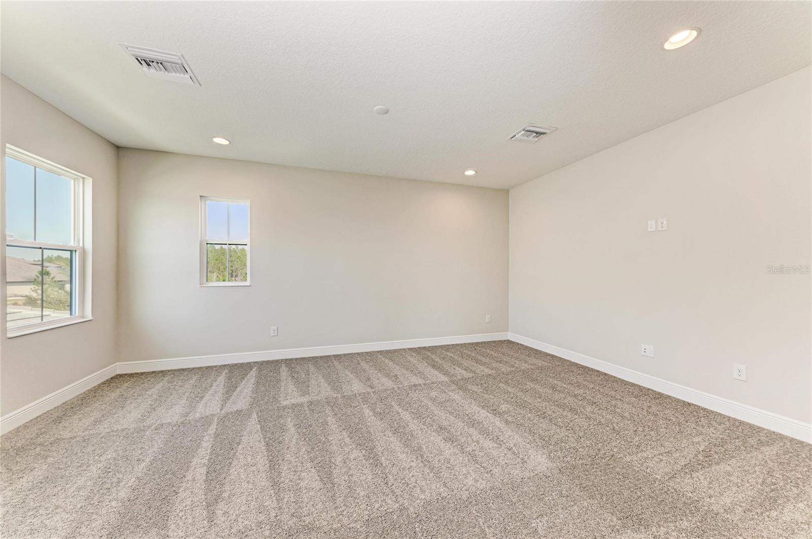 TWO RIVERS - Residential