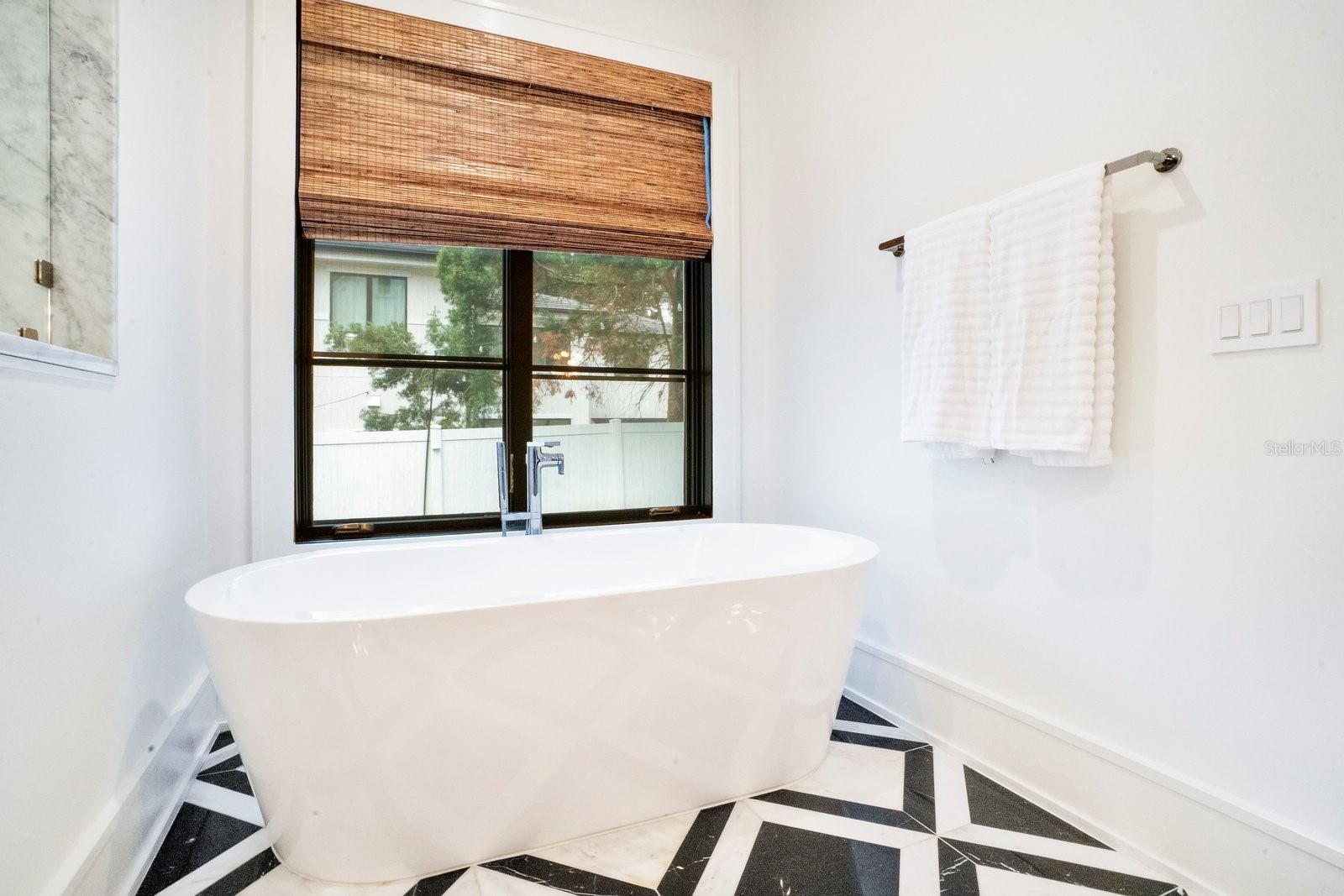 WINFLOR COURT PT REP - Residential