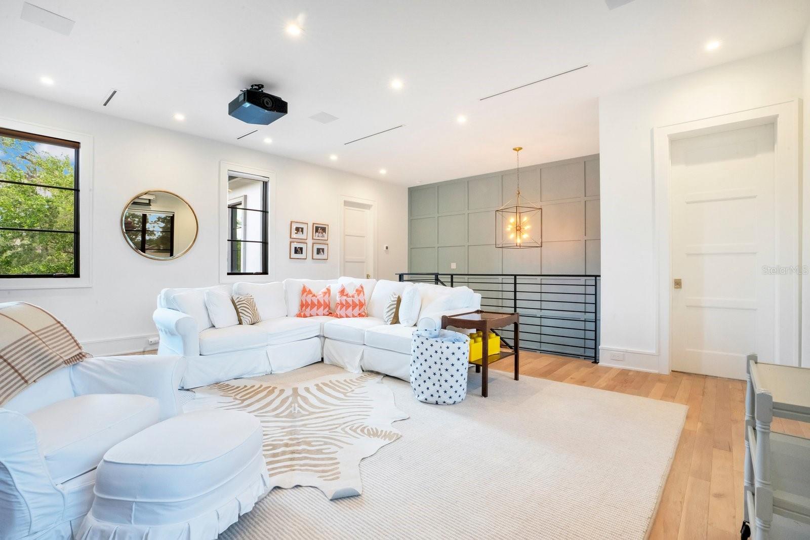 WINFLOR COURT PT REP - Residential