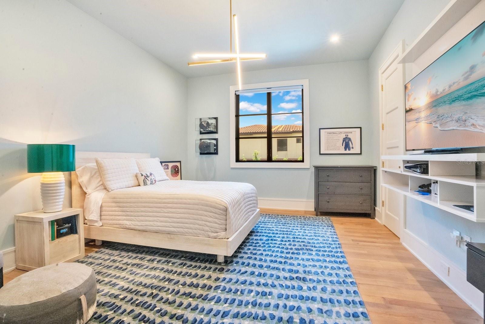WINFLOR COURT PT REP - Residential