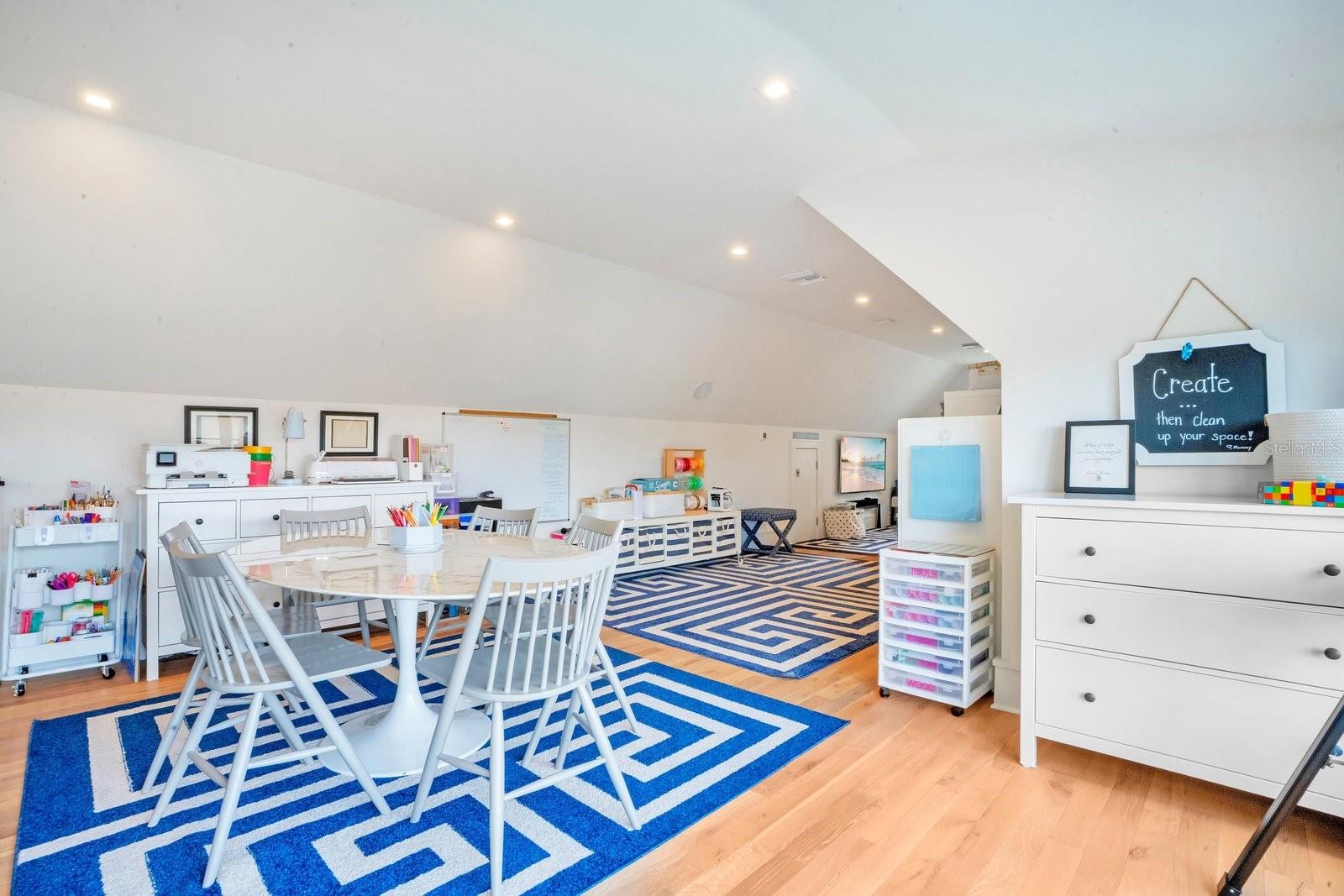 WINFLOR COURT PT REP - Residential