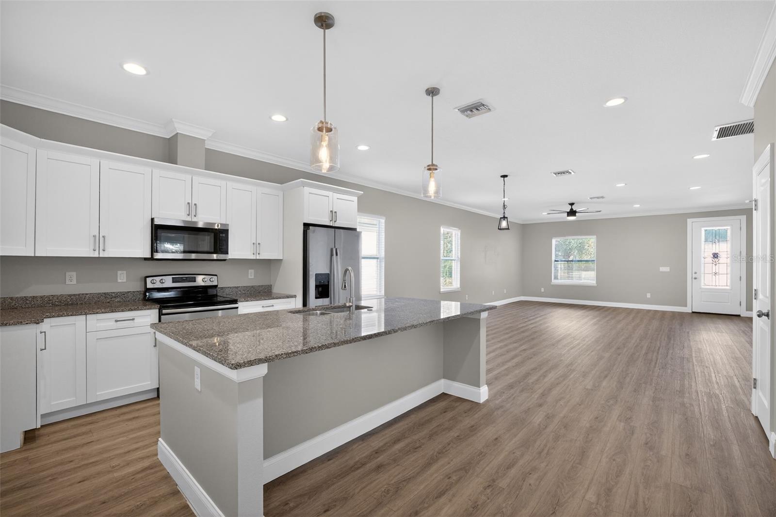 JOSLYN PARK - Residential