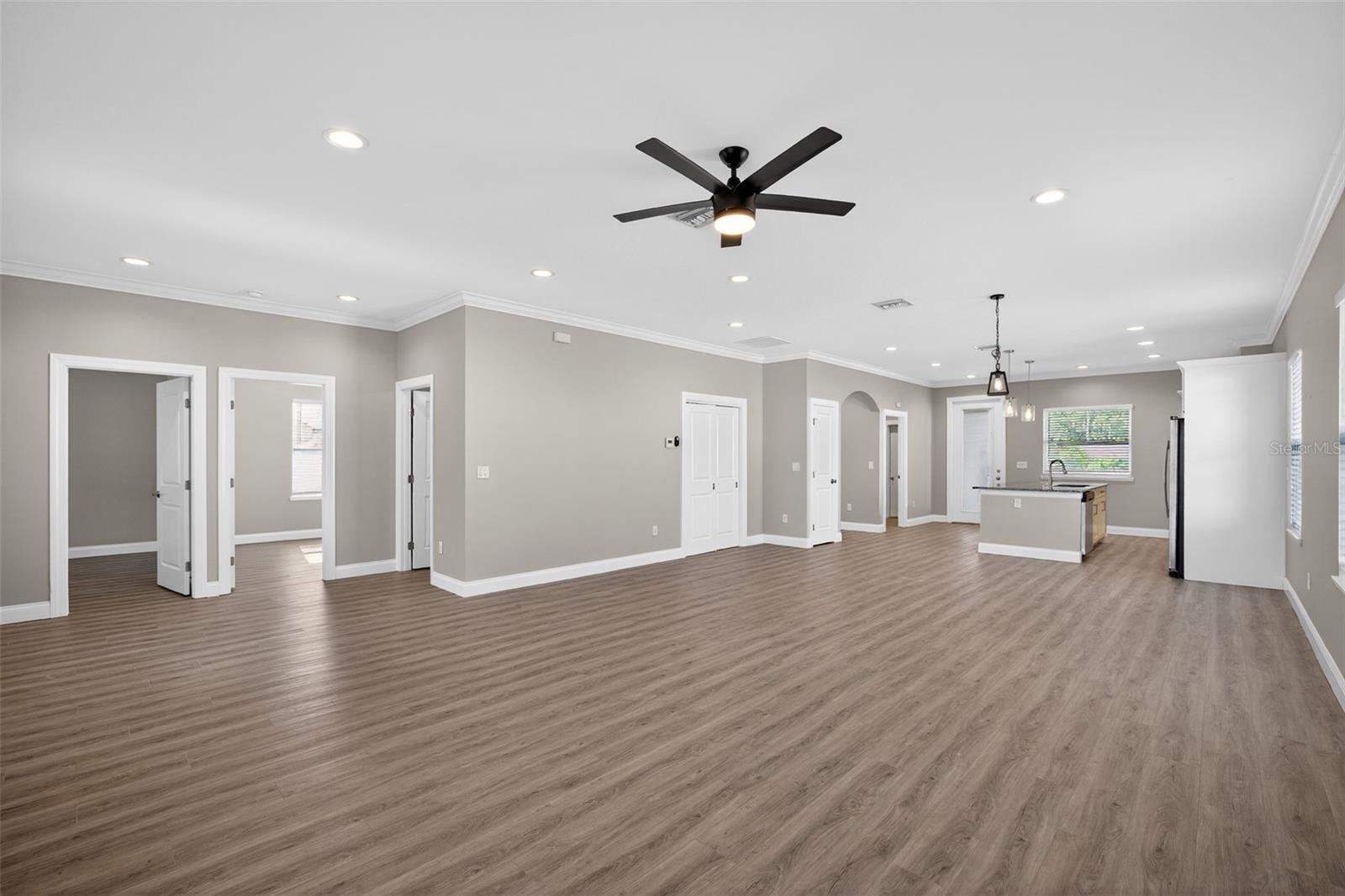 JOSLYN PARK - Residential