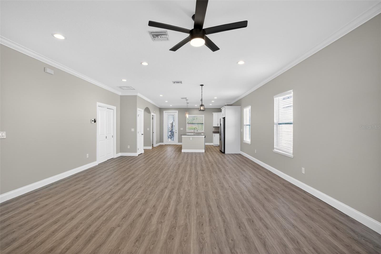 JOSLYN PARK - Residential