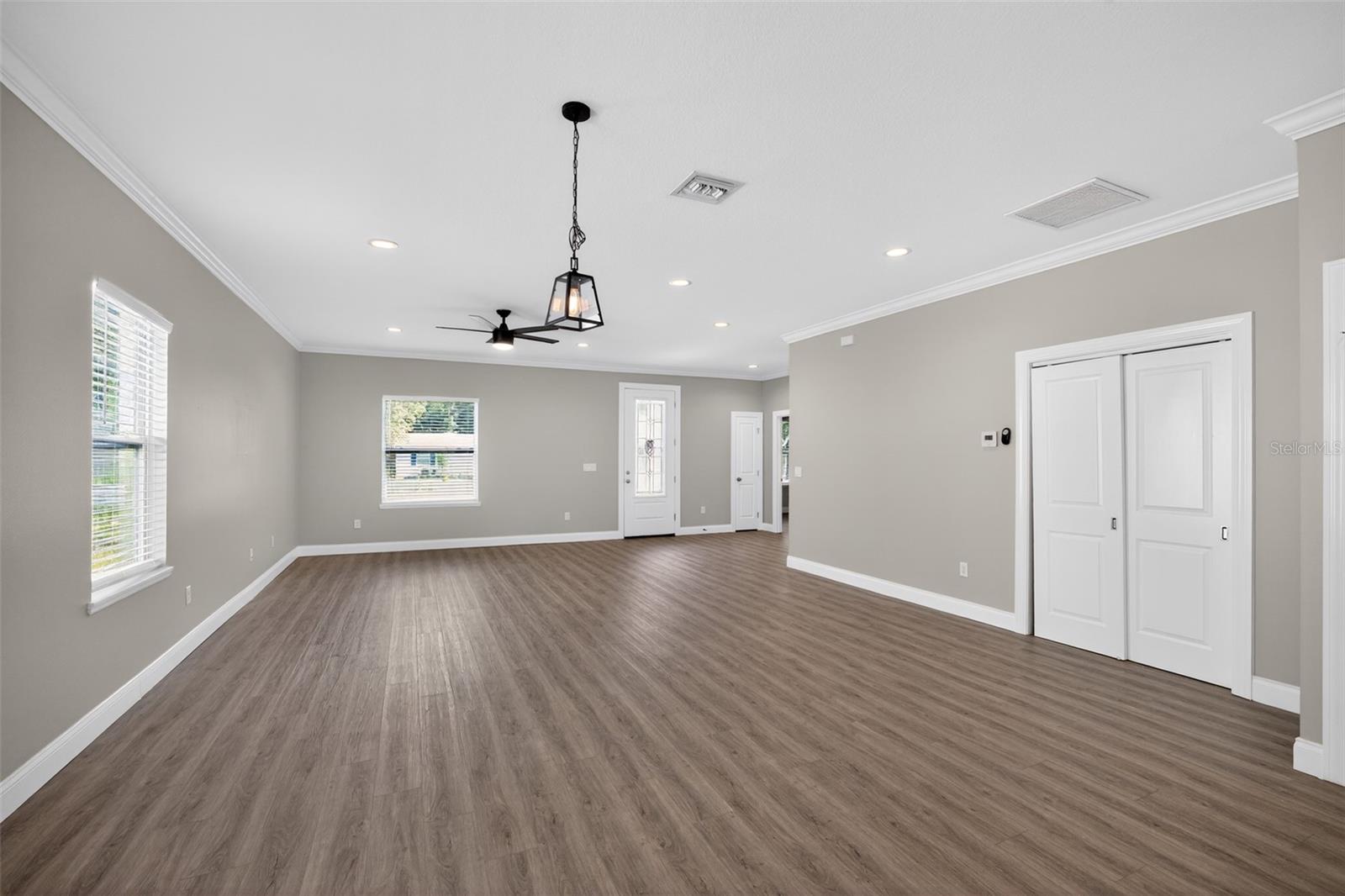 JOSLYN PARK - Residential