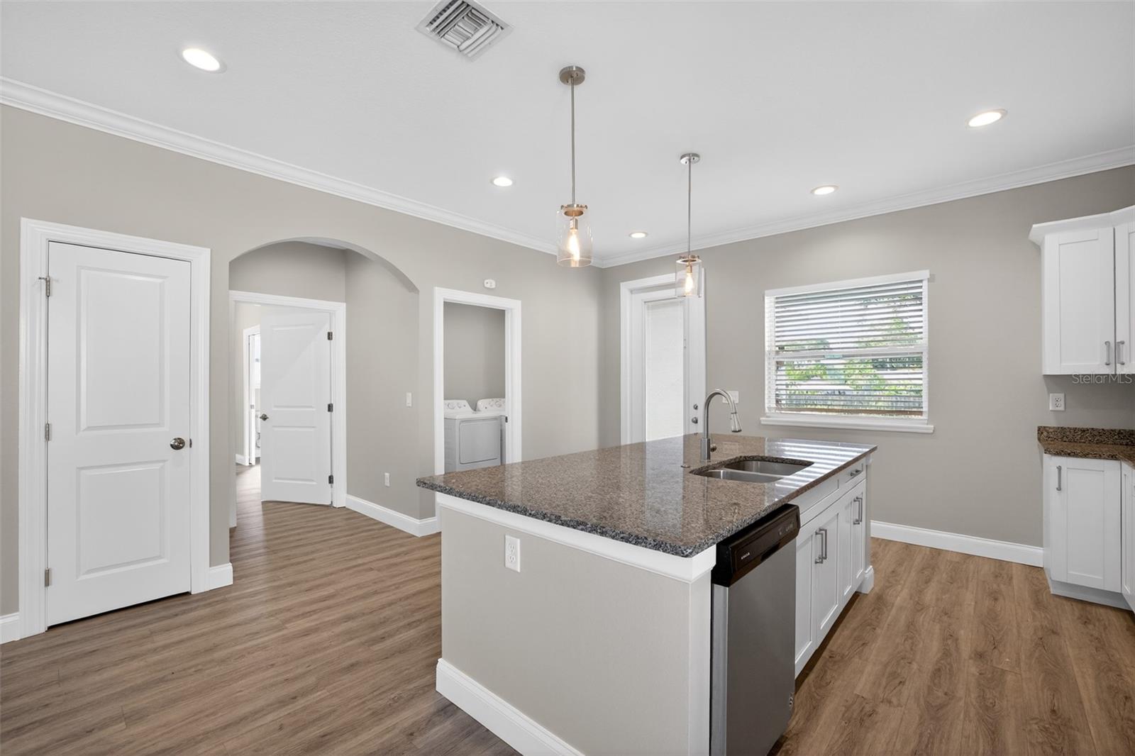 JOSLYN PARK - Residential