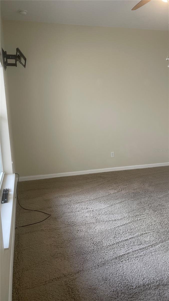 AVALON PARK VILLAGE 04A & 04B - Residential Lease