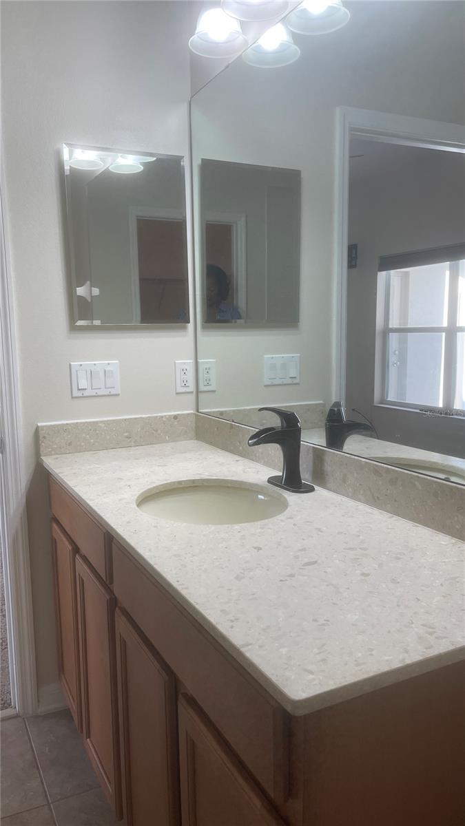 AVALON PARK VILLAGE 04A & 04B - Residential Lease