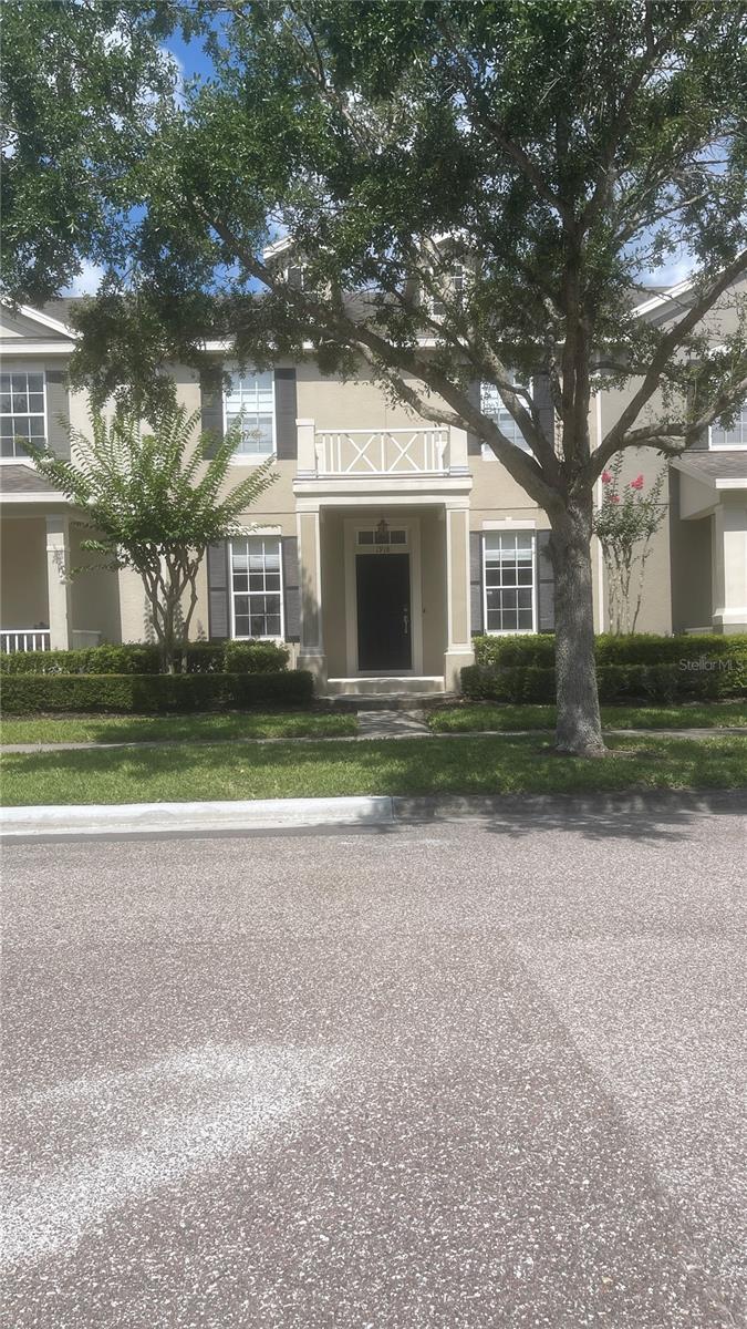 AVALON PARK VILLAGE 04A & 04B - Residential Lease