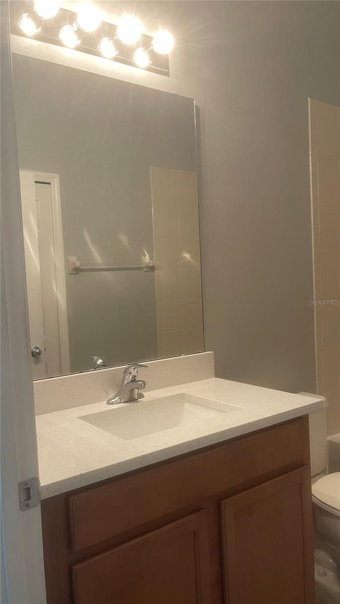 AVALON PARK VILLAGE 04A & 04B - Residential Lease