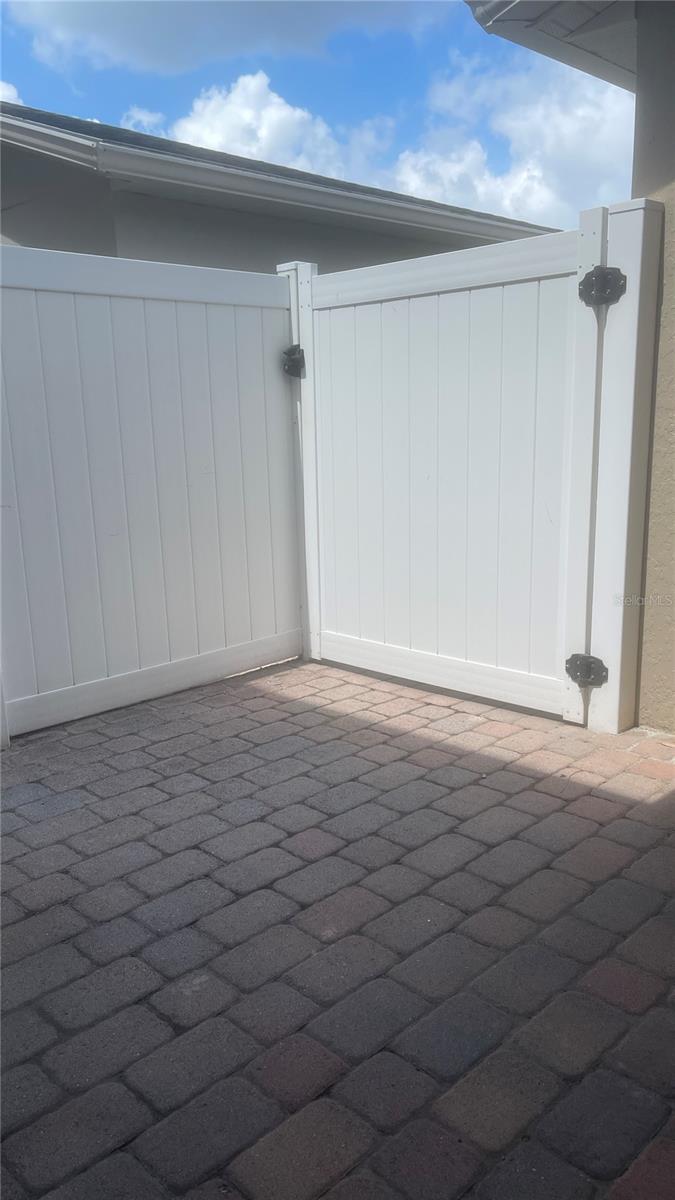 AVALON PARK VILLAGE 04A & 04B - Residential Lease