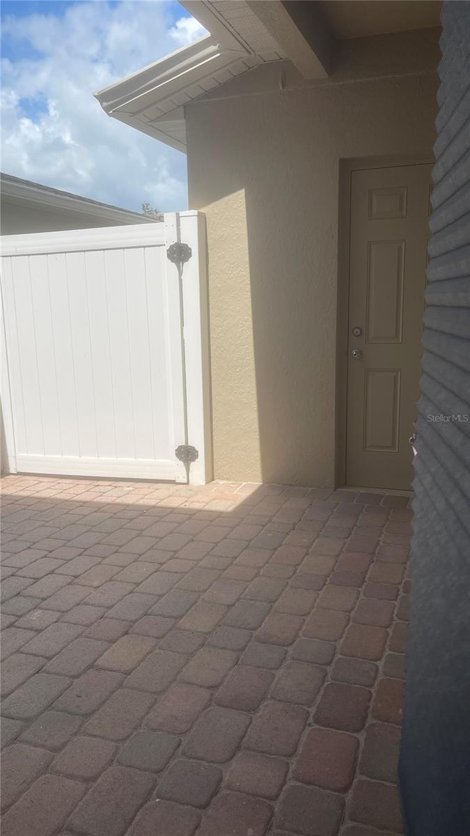 AVALON PARK VILLAGE 04A & 04B - Residential Lease