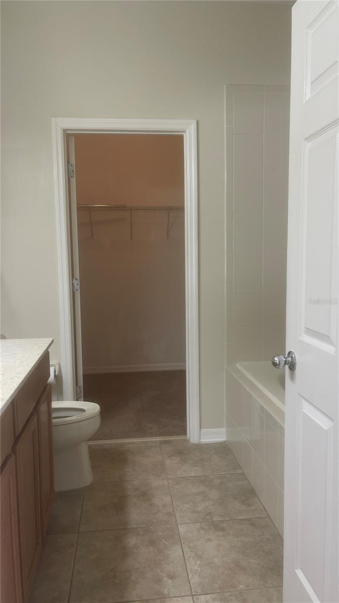 AVALON PARK VILLAGE 04A & 04B - Residential Lease