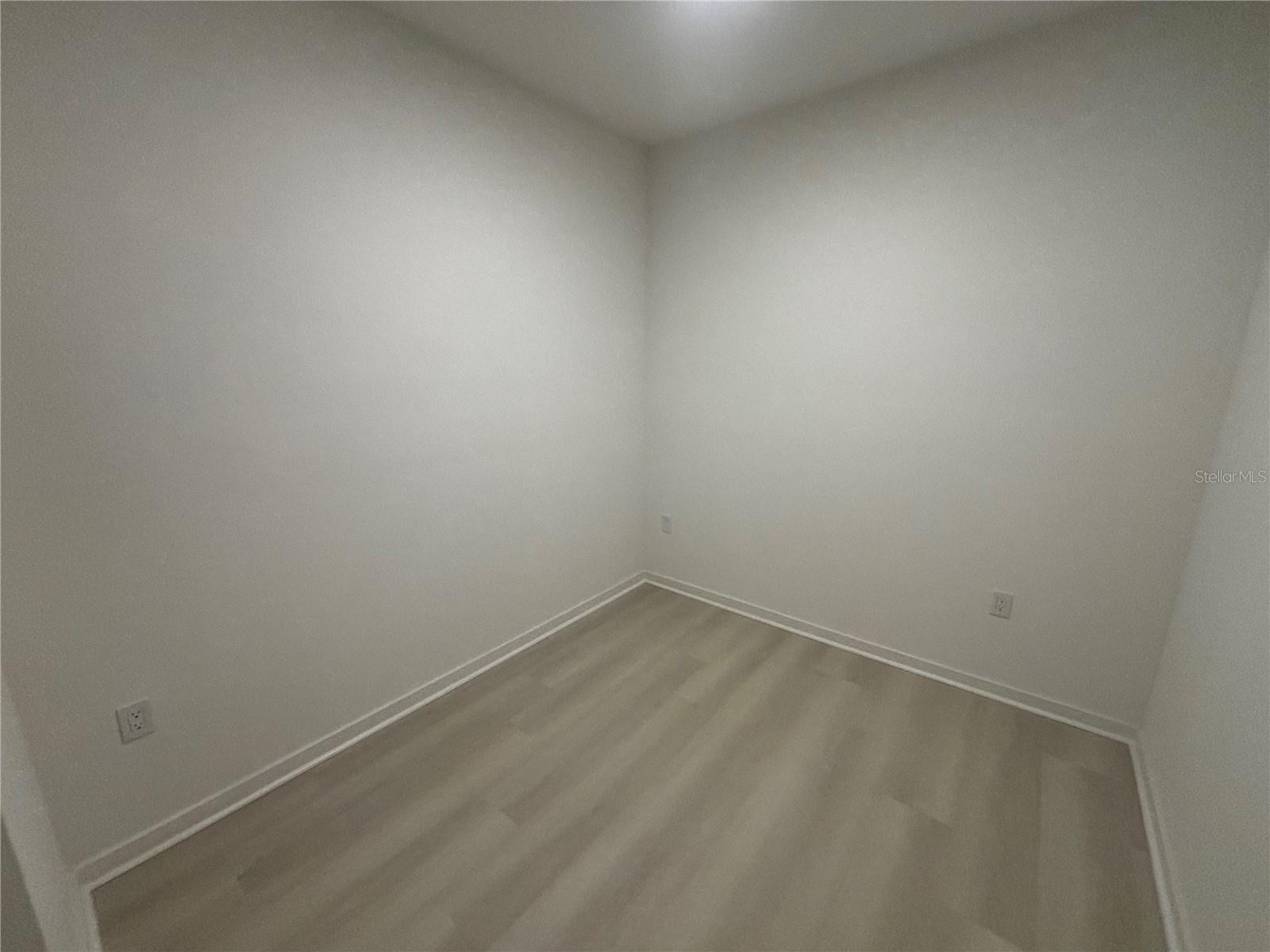 MILLENIA PK TOWER II - Residential Lease