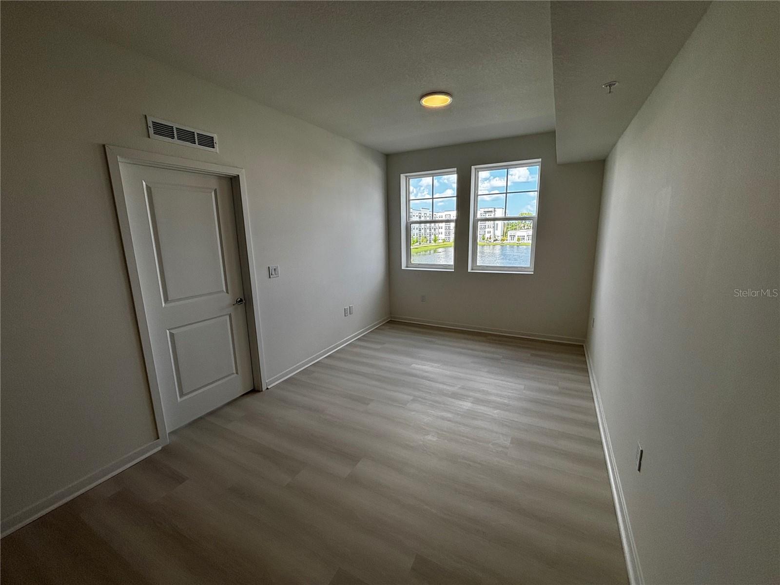MILLENIA PK TOWER II - Residential Lease