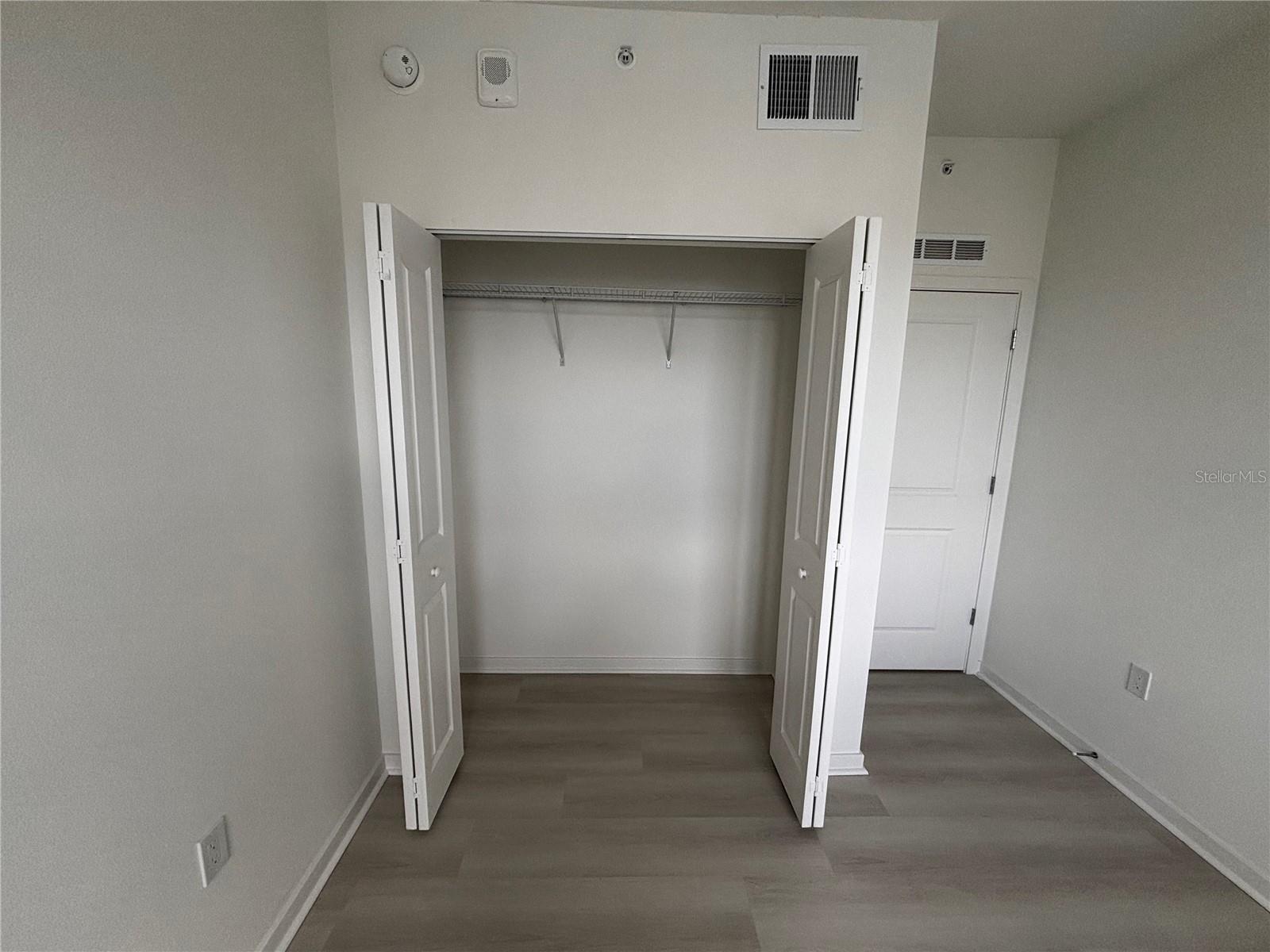MILLENIA PK TOWER II - Residential Lease