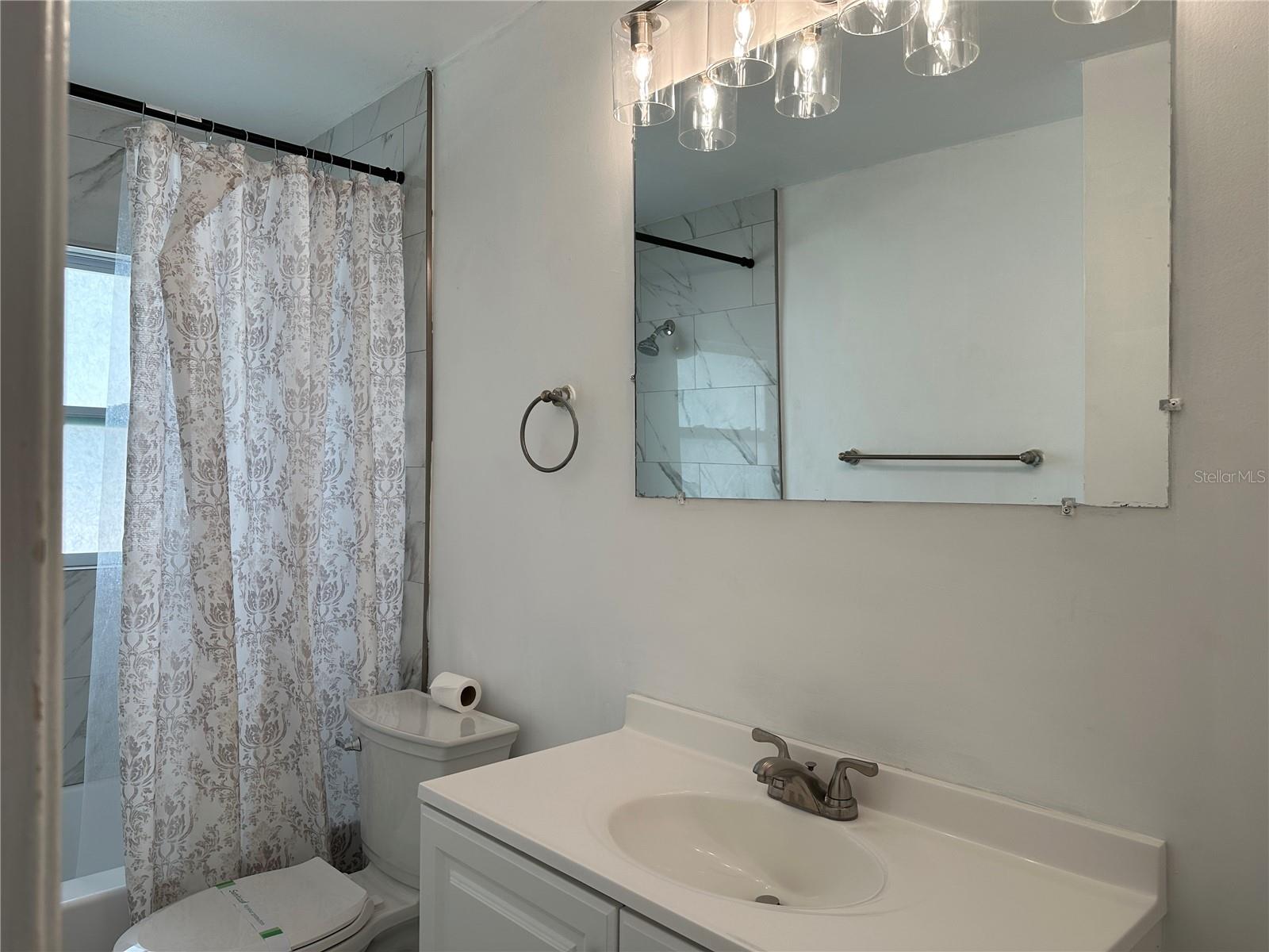 BAYBRIDGE HEIGHTS - Residential Lease
