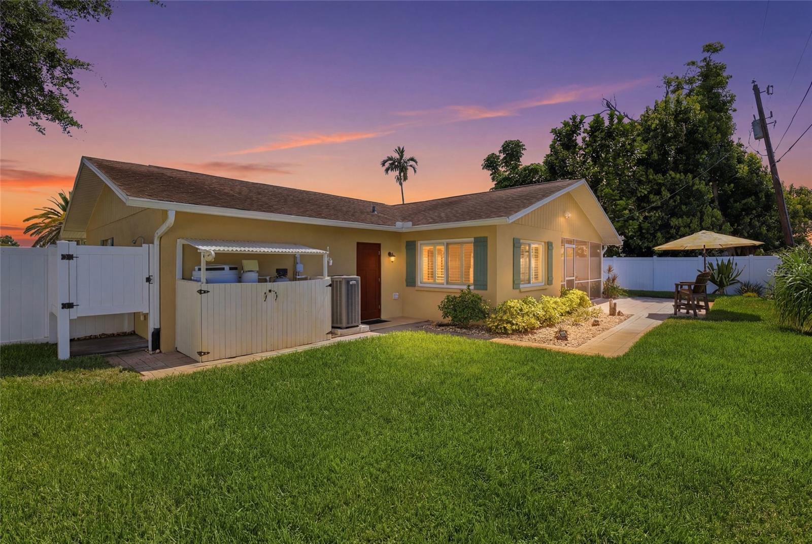 SOUTH VENICE UNIT 64 - Residential