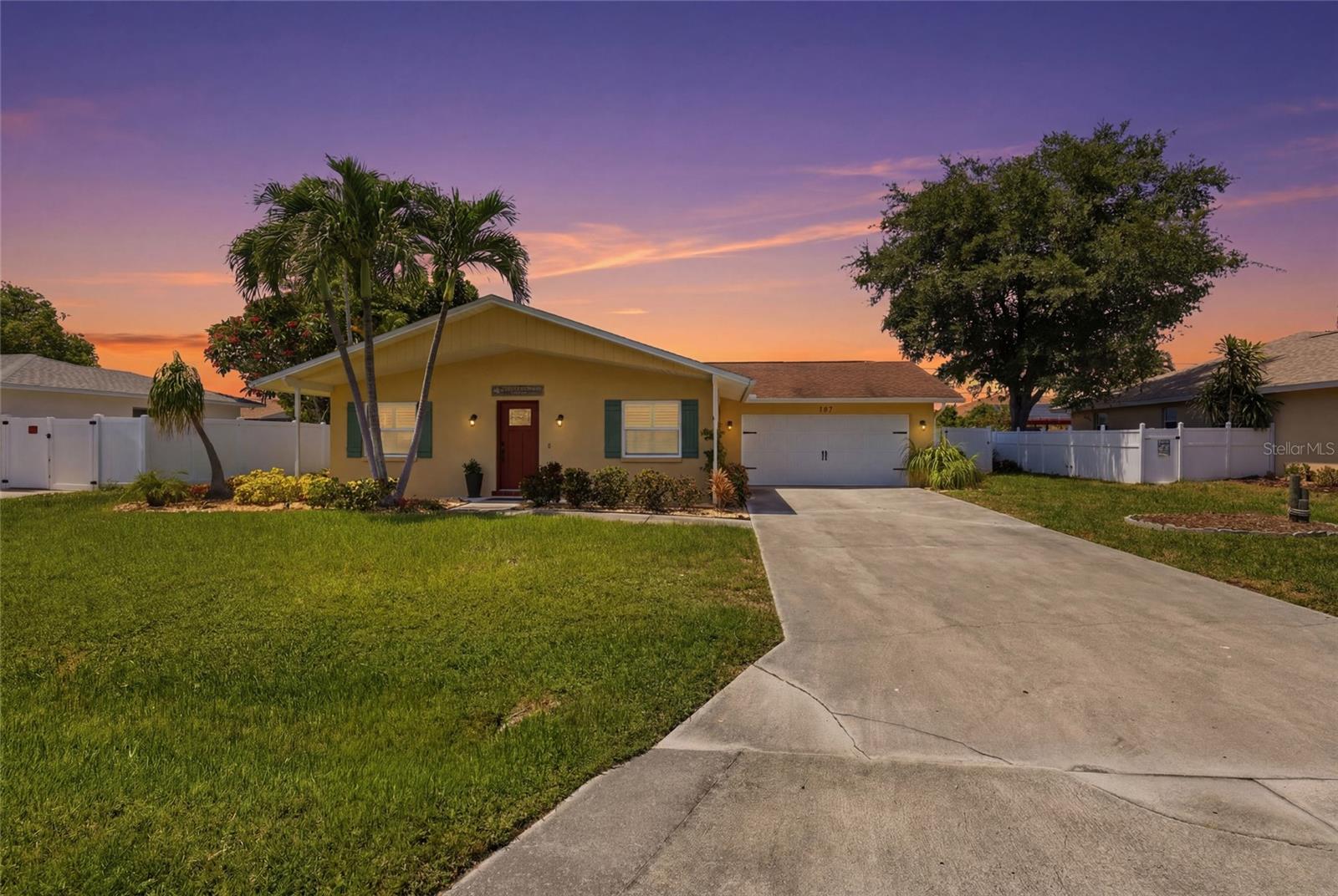 SOUTH VENICE UNIT 64 - Residential