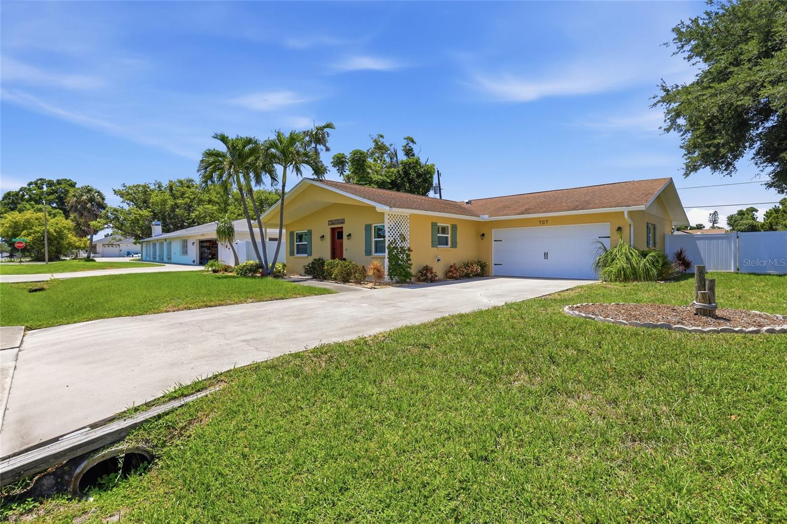 SOUTH VENICE UNIT 64 - Residential