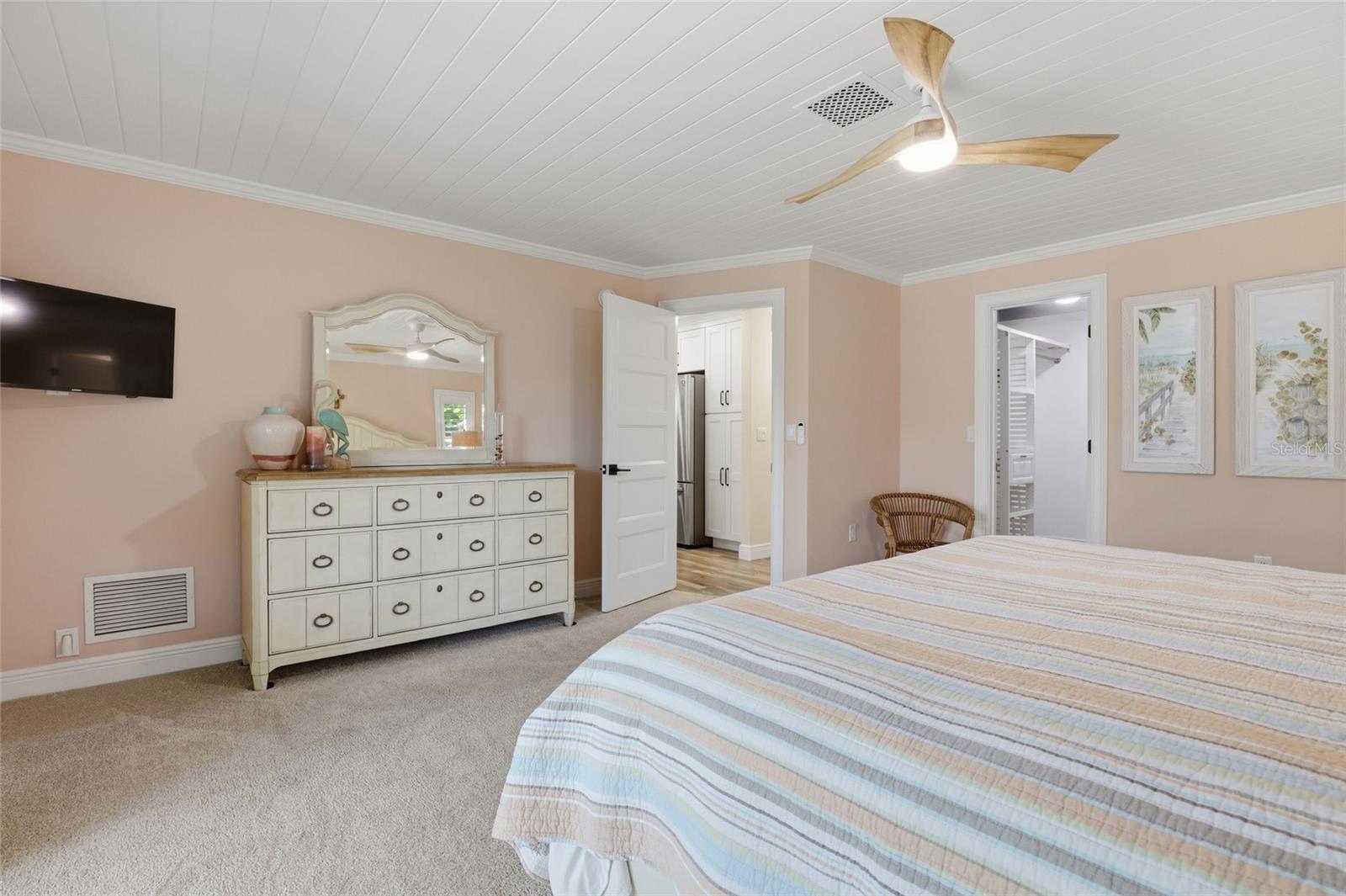 SOUTH VENICE UNIT 64 - Residential