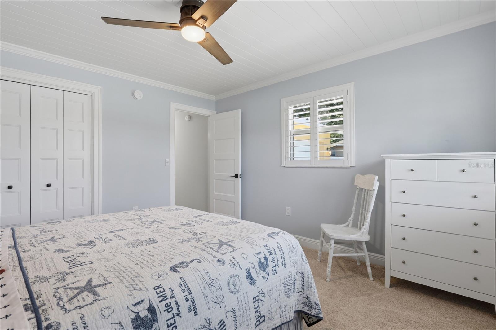 SOUTH VENICE UNIT 64 - Residential