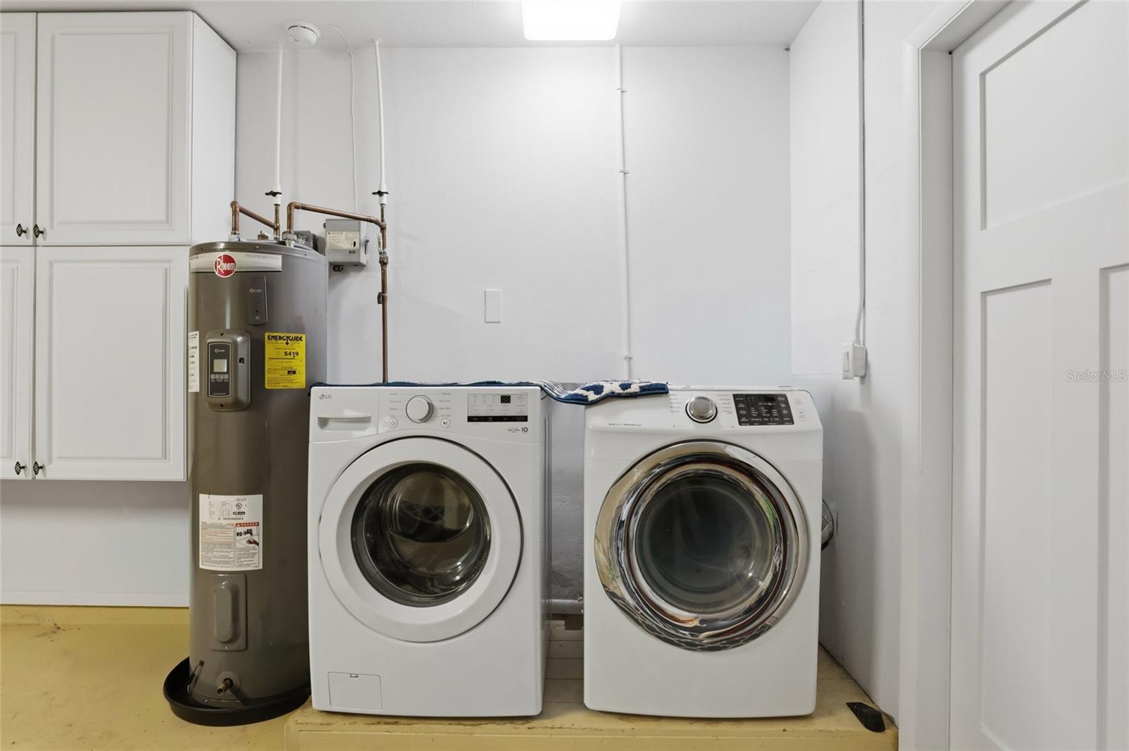 SOUTH VENICE UNIT 64 - Residential