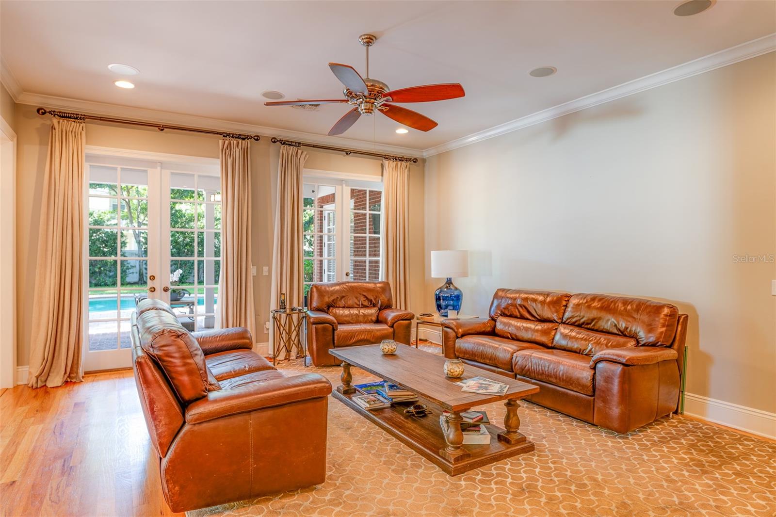 BEACH PARK - Residential