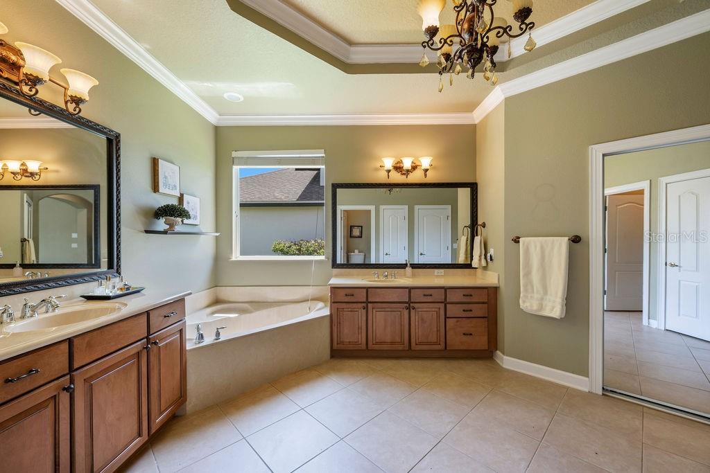 LAKE FOREST SEC 10A - Residential