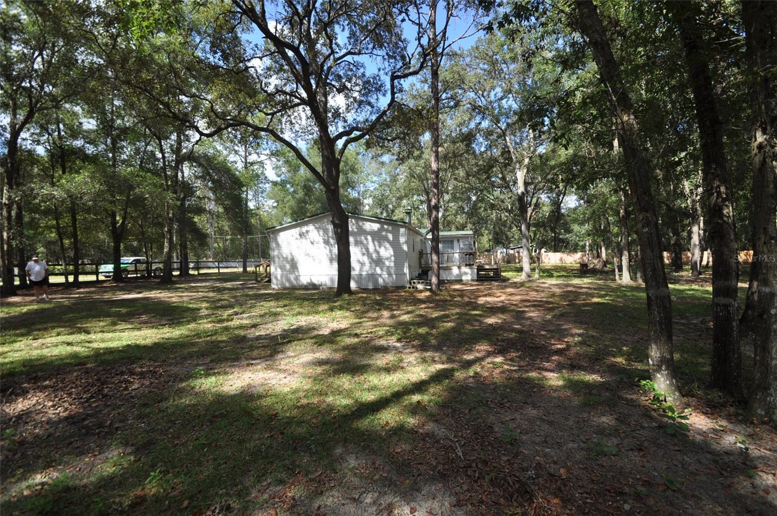 UNIVERSITY OAKS - Residential