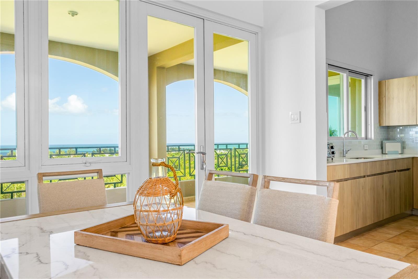COSTA DORADA - Residential