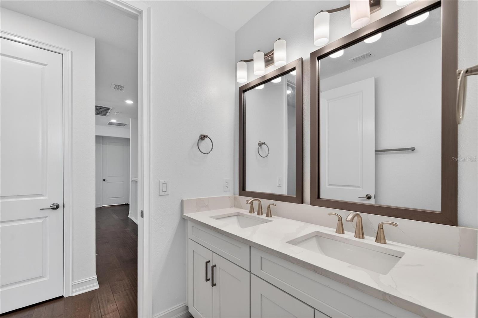 ANTIGUA COVE PH 3B - Residential