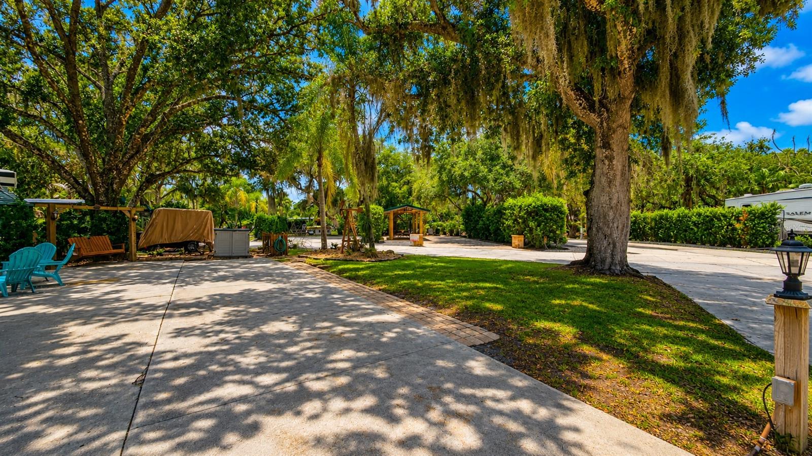OUTDOOR RESIDENCE RIVER RANCH RV RESIDENCE - Land