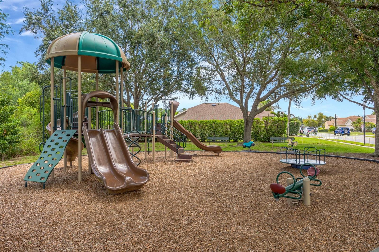 THOUSAND OAKS MULTI FAMILY - Residential