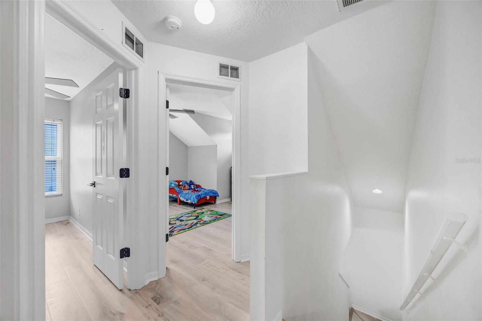 THOUSAND OAKS MULTI FAMILY - Residential