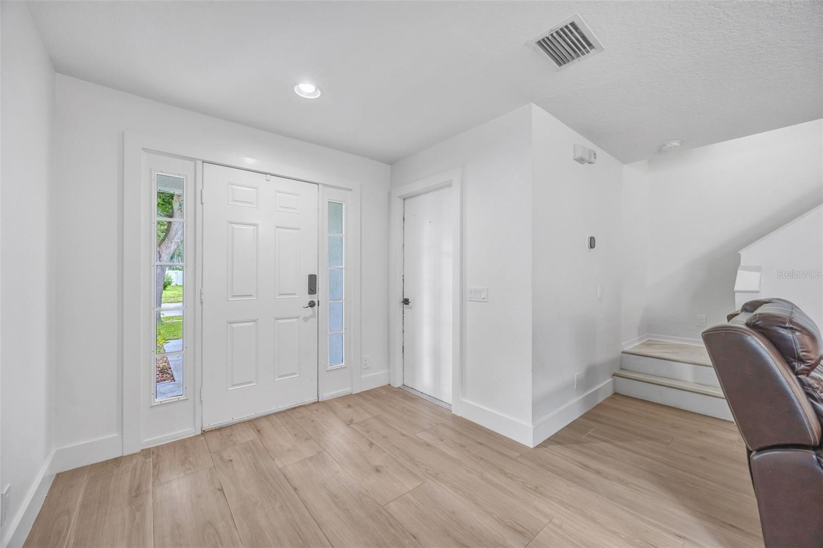 THOUSAND OAKS MULTI FAMILY - Residential