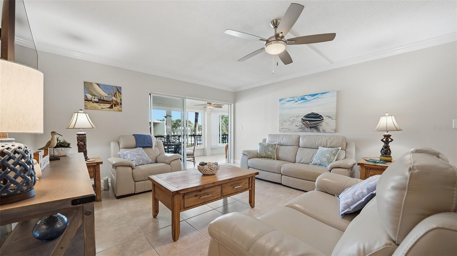 WHISPERING SANDS - Residential