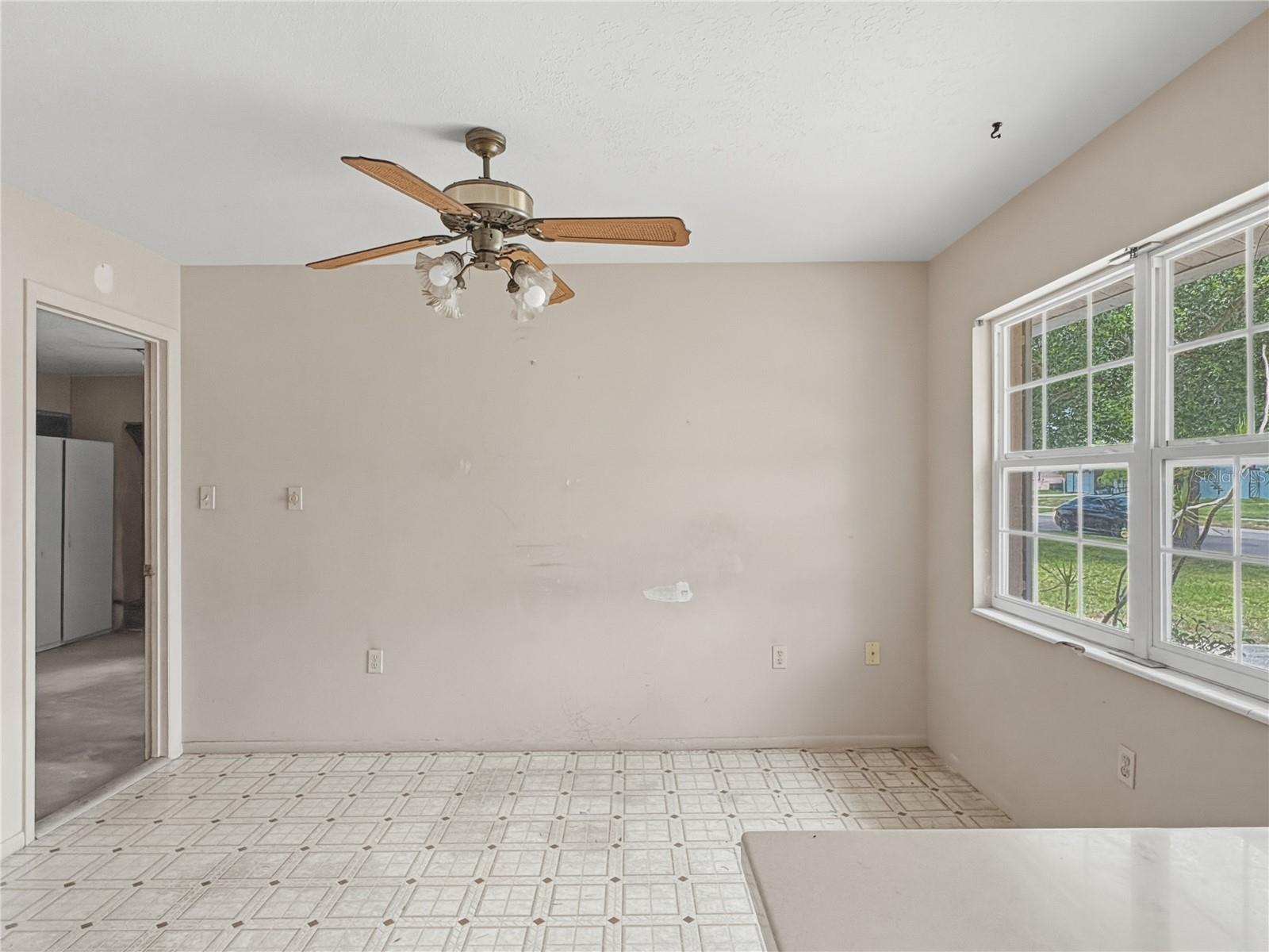 RIDGEWOOD ESTATES 16TH ADD - Residential