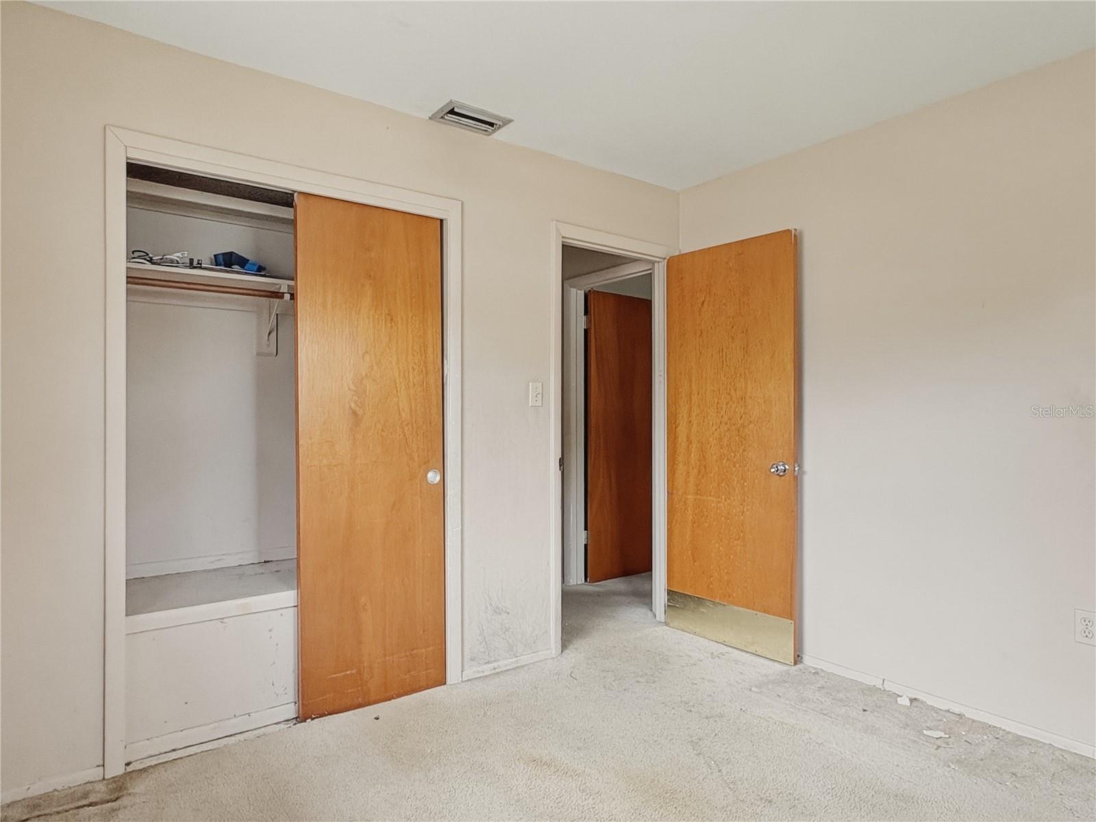 RIDGEWOOD ESTATES 16TH ADD - Residential
