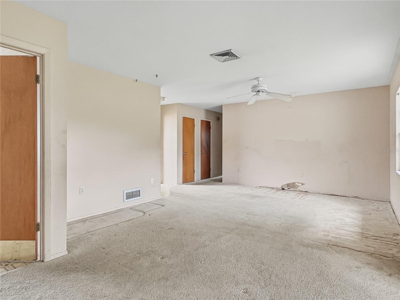 RIDGEWOOD ESTATES 16TH ADD - Residential