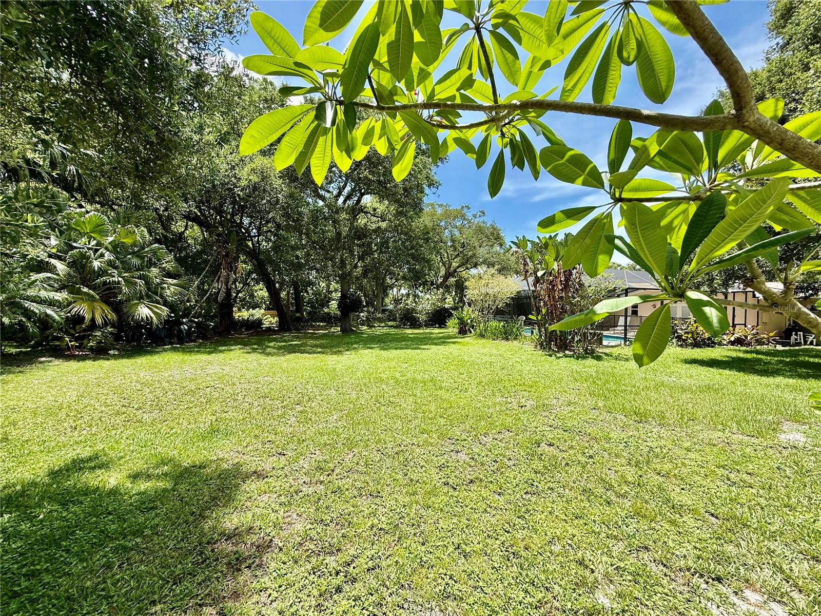 BAY BREEZE ESTATES - Residential