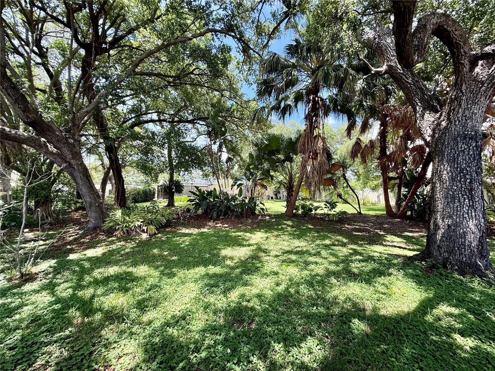 BAY BREEZE ESTATES - Residential