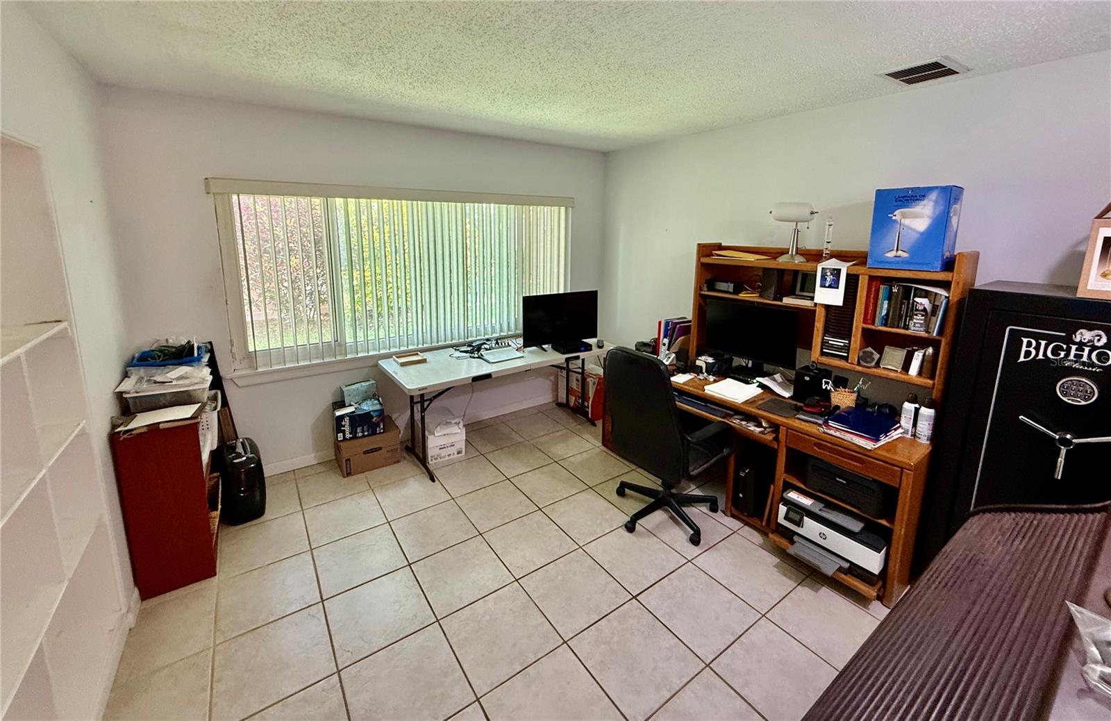 BAY BREEZE ESTATES - Residential