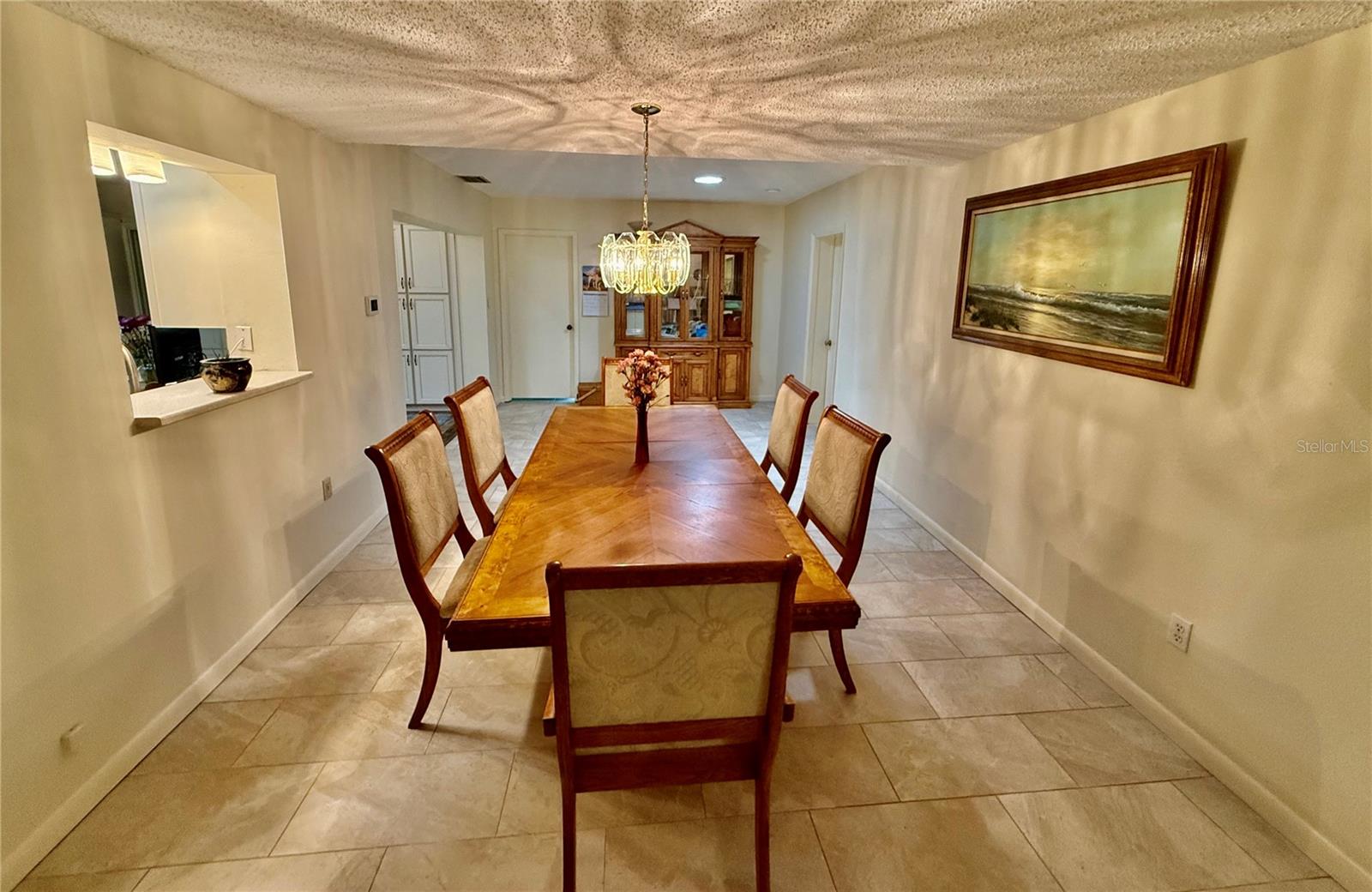 BAY BREEZE ESTATES - Residential