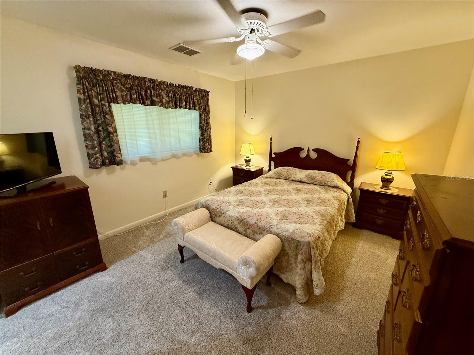 BAY BREEZE ESTATES - Residential