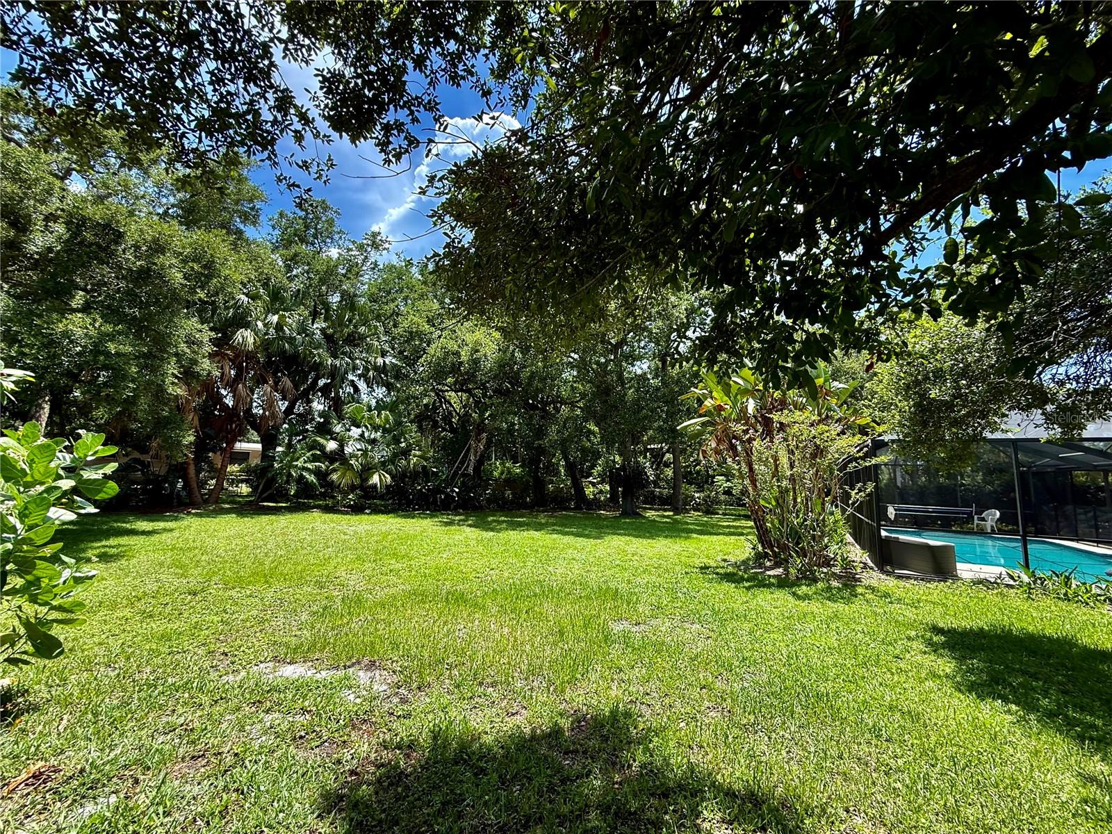 BAY BREEZE ESTATES - Residential