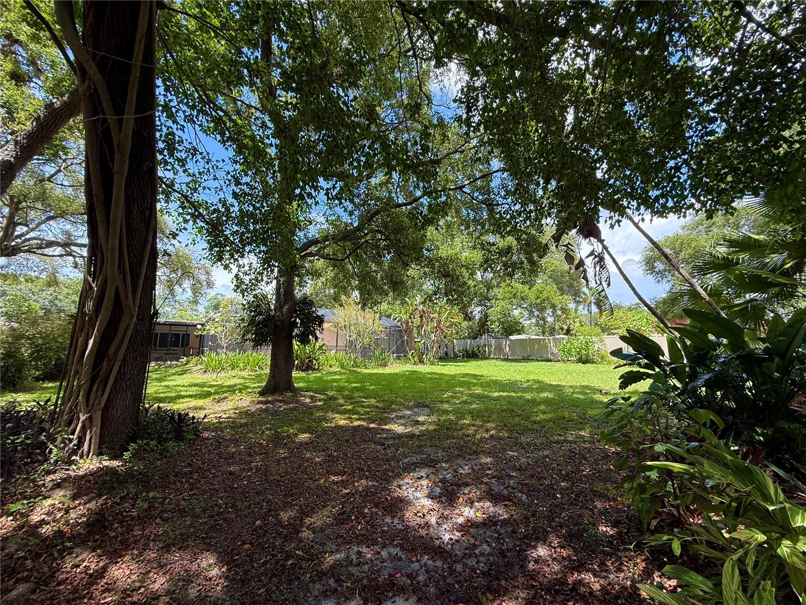 BAY BREEZE ESTATES - Residential