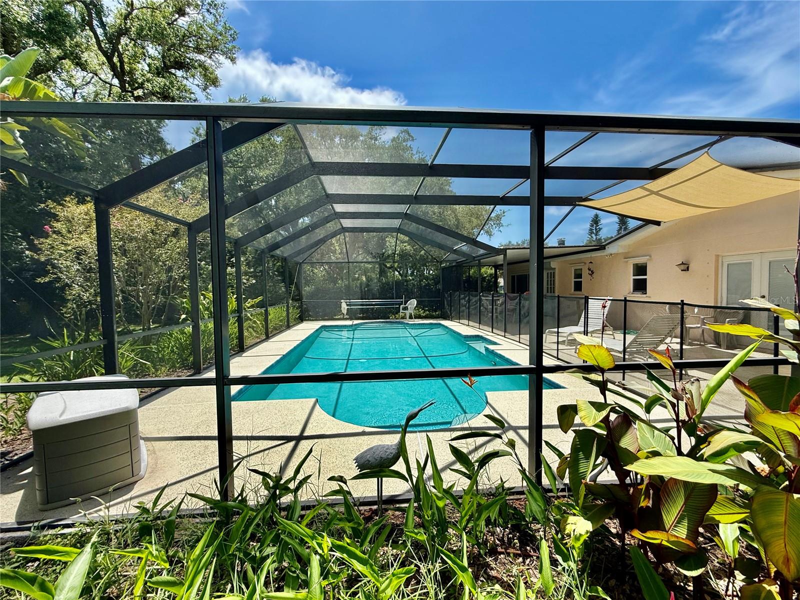 BAY BREEZE ESTATES - Residential
