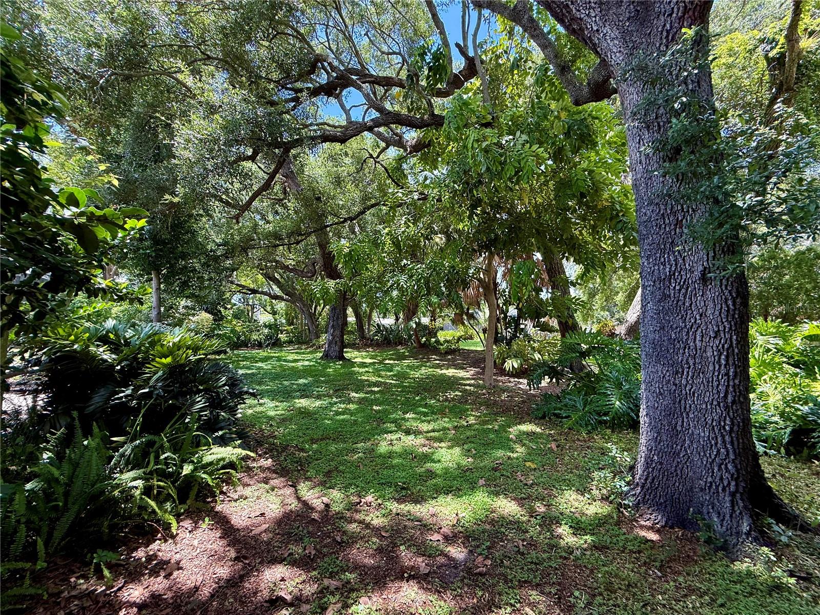 BAY BREEZE ESTATES - Residential